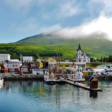 Post-Plaza Guesthouse Húsavík Zewnętrze zdjęcie