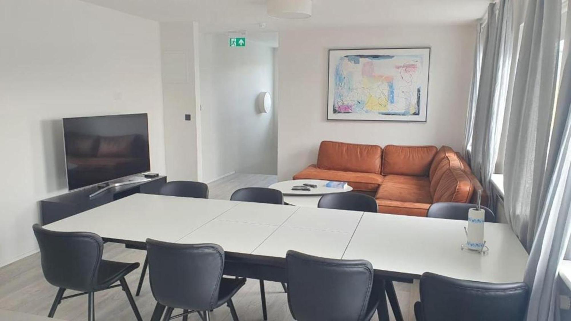 Post-Plaza Guesthouse Húsavík Zewnętrze zdjęcie