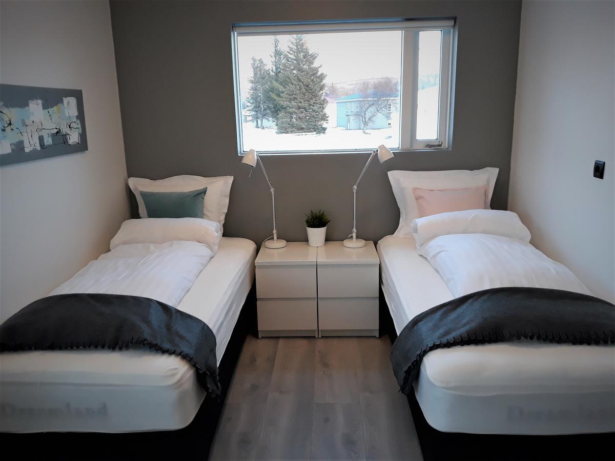 Post-Plaza Guesthouse Húsavík Zewnętrze zdjęcie